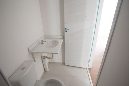 Apartamento à venda com 43m², 2 quartos e 1 vaga Apartamento à venda com 43m², 2 quartos e 1 vagaBanheiro Social