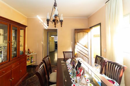 Casa à venda com 107m², 3 quartos e 1 vaga Casa à venda com 107m², 3 quartos e 1 vagaSala