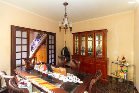 Casa à venda com 107m², 3 quartos e 1 vaga Casa à venda com 107m², 3 quartos e 1 vagaSala