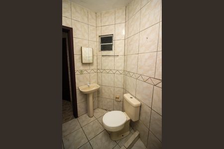 Casa para alugar com 370m², 3 quartos e 20 vagas Casa para alugar com 370m², 3 quartos e 20 vagasBanheiro 2