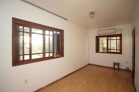Casa para alugar com 370m², 3 quartos e 20 vagas Casa para alugar com 370m², 3 quartos e 20 vagasQuarto 2