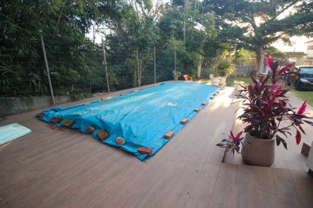 Casa para alugar com 370m², 3 quartos e 20 vagas Casa para alugar com 370m², 3 quartos e 20 vagasPiscina