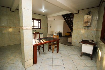 Casa para alugar com 370m², 3 quartos e 20 vagas Casa para alugar com 370m², 3 quartos e 20 vagasCozinha