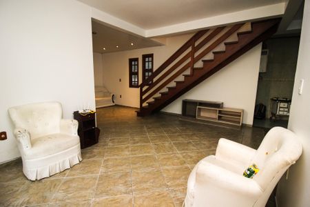 Casa para alugar com 370m², 3 quartos e 20 vagas Casa para alugar com 370m², 3 quartos e 20 vagasSala 1