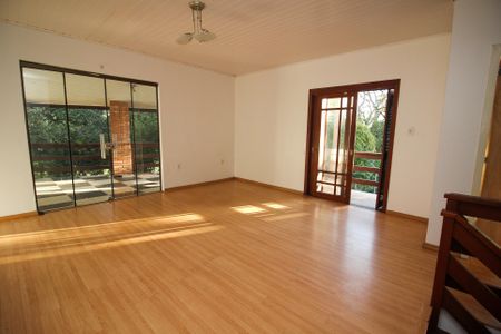 Casa para alugar com 370m², 3 quartos e 20 vagas Casa para alugar com 370m², 3 quartos e 20 vagasSala 2