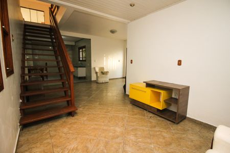 Casa para alugar com 370m², 3 quartos e 20 vagas Casa para alugar com 370m², 3 quartos e 20 vagasSala 1