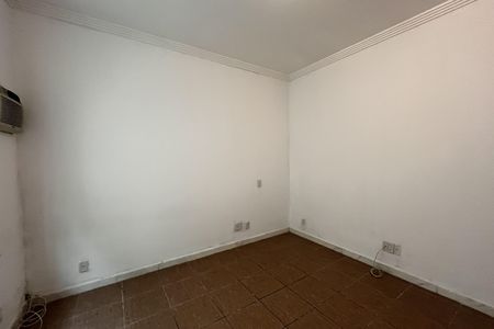 Casa à venda com 317m², 6 quartos e 2 vagas Casa à venda com 317m², 6 quartos e 2 vagasSuíte 3