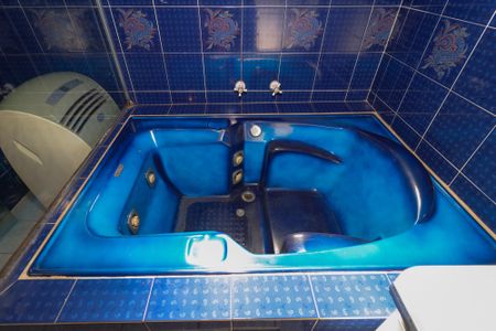 Casa para alugar com 350m², 6 quartos e 4 vagas Casa para alugar com 350m², 6 quartos e 4 vagasBanheiro da Suíte 3