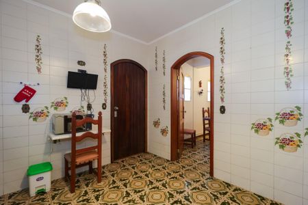 Casa para alugar com 350m², 6 quartos e 4 vagas Casa para alugar com 350m², 6 quartos e 4 vagasCozinha