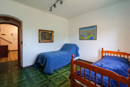 Casa para alugar com 350m², 6 quartos e 4 vagas Casa para alugar com 350m², 6 quartos e 4 vagasSuíte 4