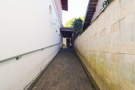 Casa para alugar com 350m², 6 quartos e 4 vagas Casa para alugar com 350m², 6 quartos e 4 vagasÁrea de Serviço