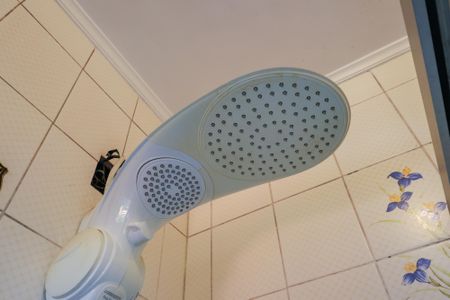 Casa para alugar com 350m², 6 quartos e 4 vagas Casa para alugar com 350m², 6 quartos e 4 vagasBanheiro da Suíte 2