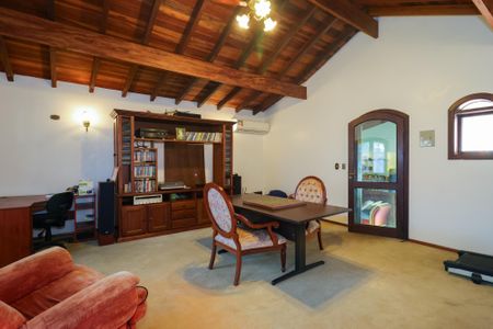 Casa para alugar com 350m², 6 quartos e 4 vagas Casa para alugar com 350m², 6 quartos e 4 vagasSala Intima