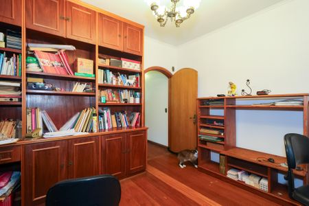 Casa para alugar com 350m², 6 quartos e 4 vagas Casa para alugar com 350m², 6 quartos e 4 vagasEscritorio