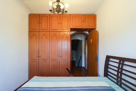 Casa para alugar com 350m², 6 quartos e 4 vagas Casa para alugar com 350m², 6 quartos e 4 vagasSuíte 2