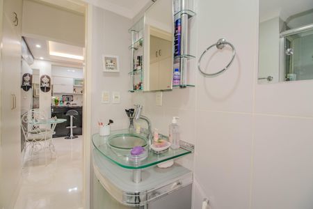 Apartamento para alugar com 45m², 1 quarto e sem vaga Apartamento para alugar com 45m², 1 quarto e sem vagaBanheiro