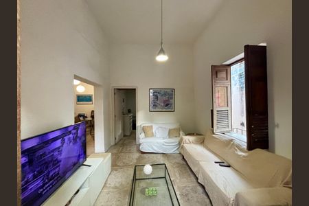 Casa à venda com 293m², 6 quartos e sem vaga Casa à venda com 293m², 6 quartos e sem vagaSala 2