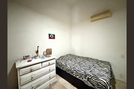 Casa à venda com 293m², 6 quartos e sem vaga Casa à venda com 293m², 6 quartos e sem vagaSuíte 1