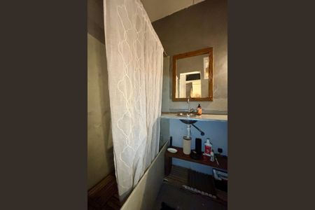 Casa à venda com 293m², 6 quartos e sem vaga Casa à venda com 293m², 6 quartos e sem vagaBanheiro social 1