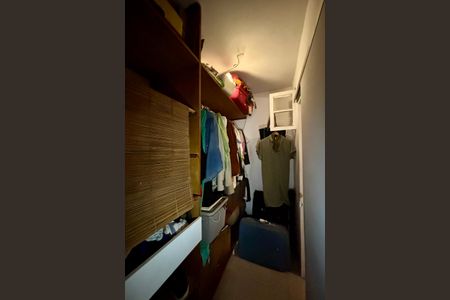 Casa à venda com 293m², 6 quartos e sem vaga Casa à venda com 293m², 6 quartos e sem vagaEscritório - armário