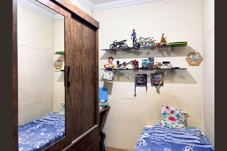 Casa à venda com 80m², 4 quartos e 2 vagasQuarto 3