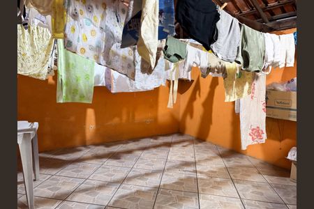 Casa à venda com 80m², 4 quartos e 2 vagasÁrea de Serviço