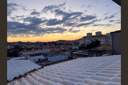 Casa à venda com 80m², 4 quartos e 2 vagasVista 