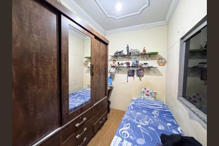 Casa à venda com 80m², 4 quartos e 2 vagasQuarto 3