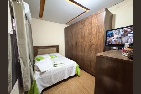 Casa à venda com 80m², 4 quartos e 2 vagasQuarto 1