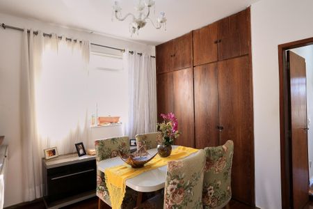 Apartamento à venda com 123m², 3 quartos e 1 vagaSala de Jantar