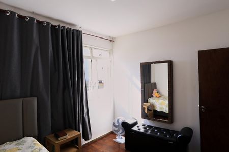 Apartamento à venda com 123m², 3 quartos e 1 vagaQuarto