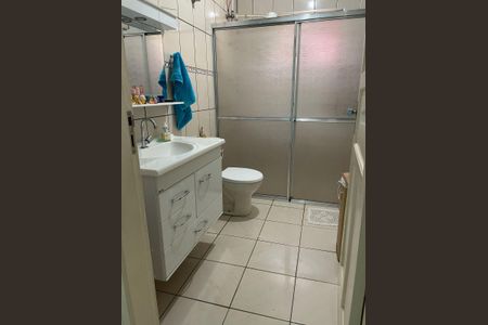 Casa à venda com 240m², 3 quartos e 4 vagas Casa à venda com 240m², 3 quartos e 4 vagasBanheiro