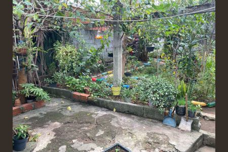 Casa à venda com 240m², 3 quartos e 4 vagas