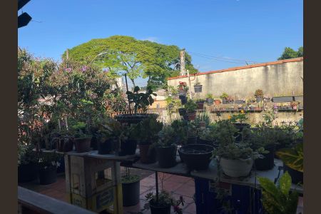 Casa à venda com 240m², 3 quartos e 4 vagas