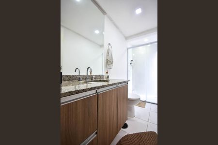 Apartamento à venda com 85m², 2 quartos e 2 vagas Apartamento à venda com 85m², 2 quartos e 2 vagasBanheiro Suíte