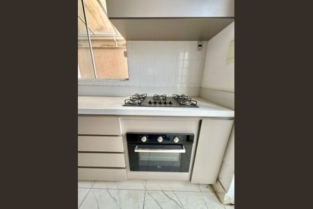 Casa de condomínio à venda com 95m², 3 quartos e 2 vagas Casa de condomínio à venda com 95m², 3 quartos e 2 vagasCozinha