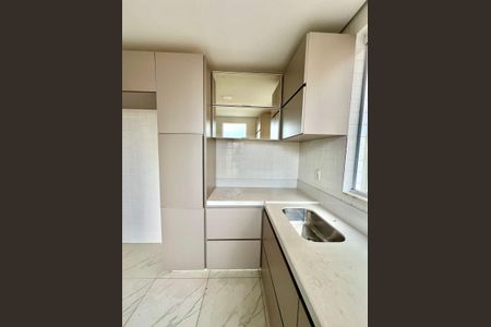 Casa de condomínio à venda com 95m², 3 quartos e 2 vagas Casa de condomínio à venda com 95m², 3 quartos e 2 vagasCozinha