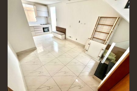 Casa de condomínio à venda com 95m², 3 quartos e 2 vagas Casa de condomínio à venda com 95m², 3 quartos e 2 vagasSala