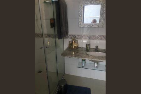 Banheiro de casa para alugar com 5 quartos, 396m² em Buritis, Belo Horizonte