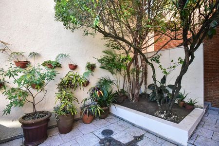 Casa à venda com 518m², 5 quartos e 4 vagasJardim