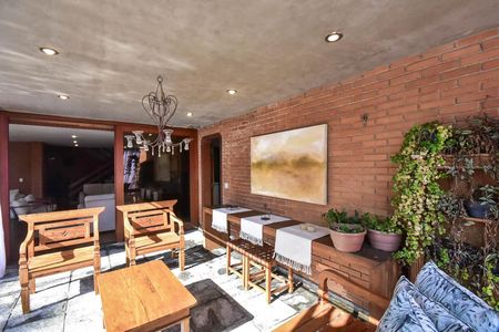 Casa à venda com 518m², 5 quartos e 4 vagasÁrea comum