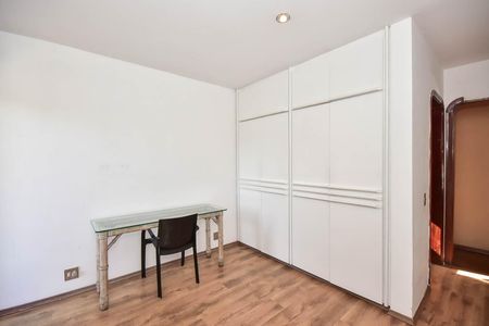 Casa à venda com 518m², 5 quartos e 4 vagasSuíte 3