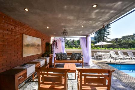 Casa à venda com 518m², 5 quartos e 4 vagasÁrea comum