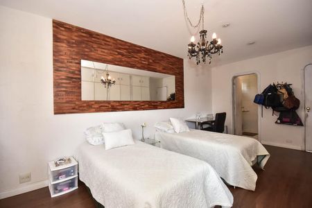 Casa à venda com 518m², 5 quartos e 4 vagasSuíte 1