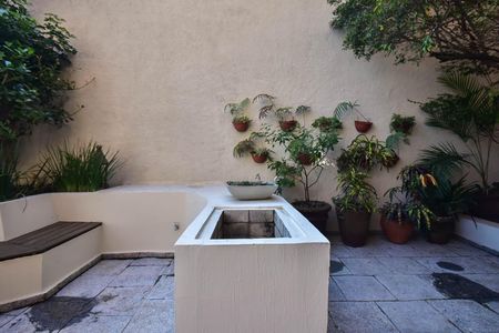 Casa à venda com 518m², 5 quartos e 4 vagasChurrasqueira