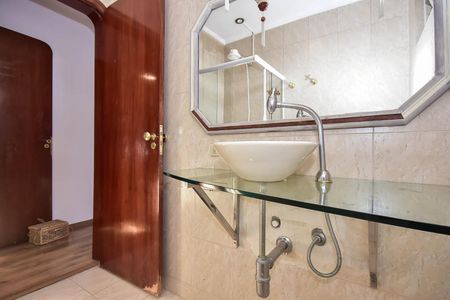 Casa à venda com 518m², 5 quartos e 4 vagasBanheiro da Suíte 3