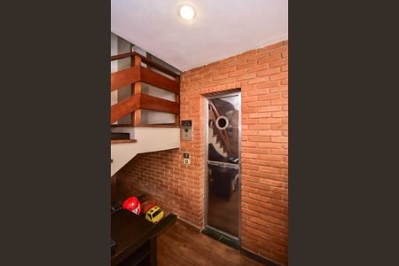 Casa à venda com 518m², 5 quartos e 4 vagasÁrea comum