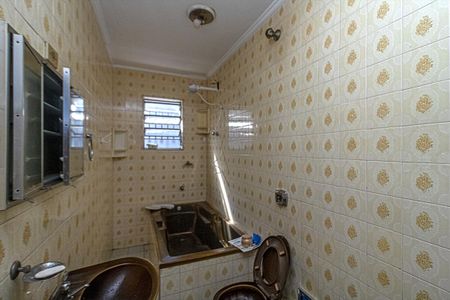 Casa para alugar com 200m², 3 quartos e 3 vagasBanheiro