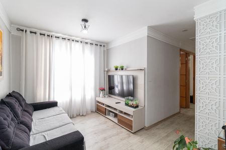 Sala de apartamento para alugar com 2 quartos, 49m² em Jardim Danfer, São Paulo