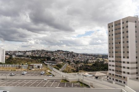 Apartamento à venda com 67m², 3 quartos e 2 vagasVista do Quarto 2